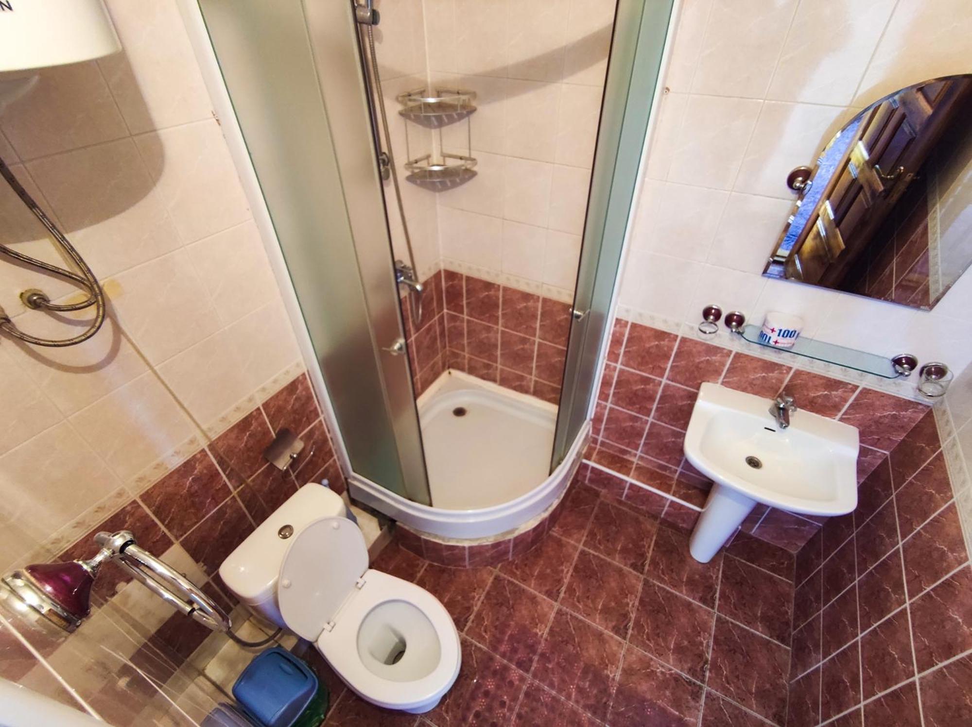 Адилет Hotel Cholpon-Ata Ngoại thất bức ảnh