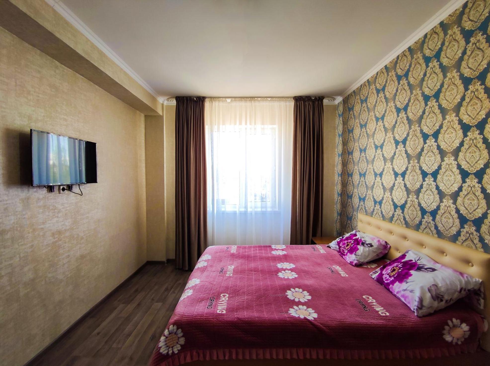 Адилет Hotel Cholpon-Ata Ngoại thất bức ảnh